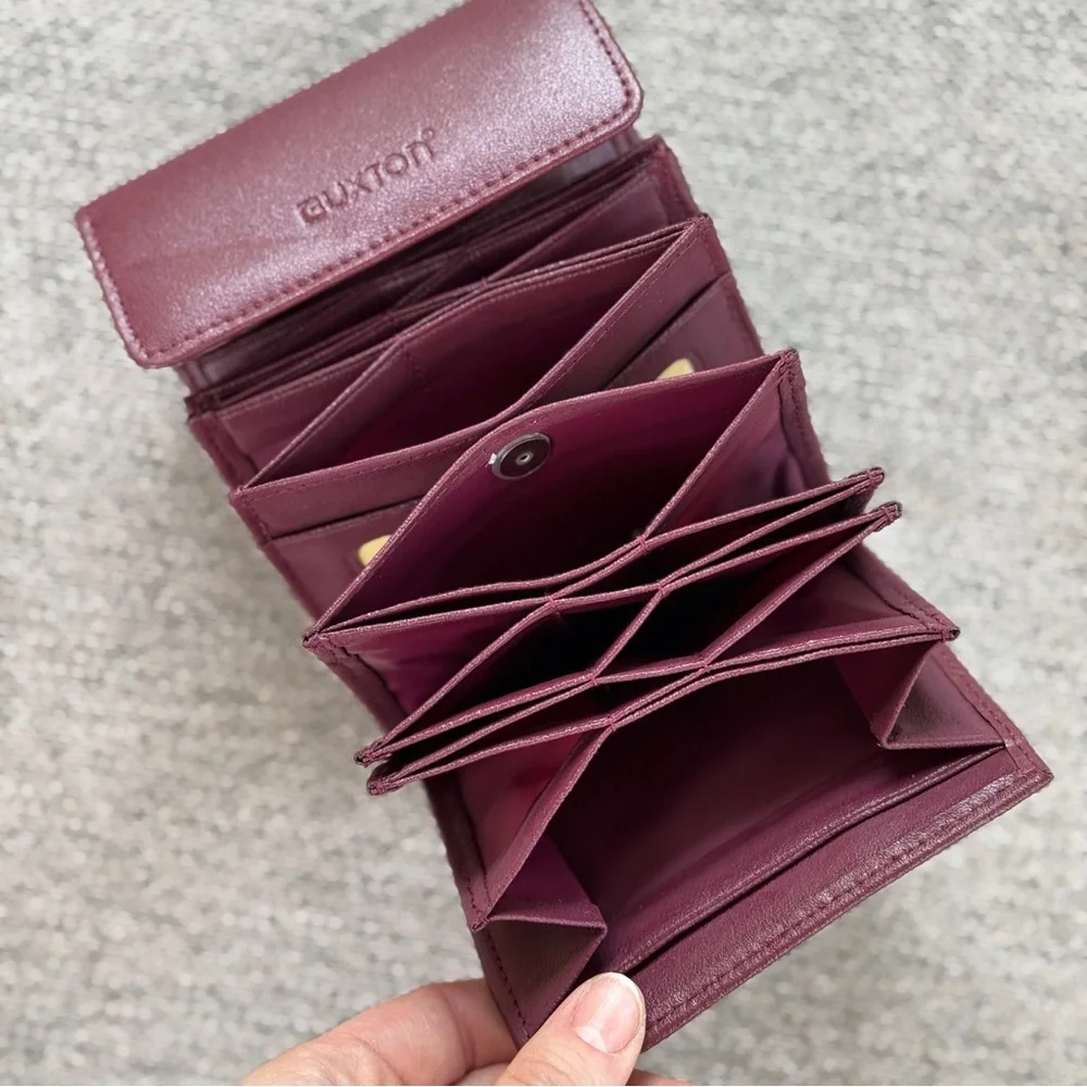VTG | BUXTON BURGUNDY 100% LEATHER ACCORDION SNAP WALLET QUIET LUXURY DESIGNER